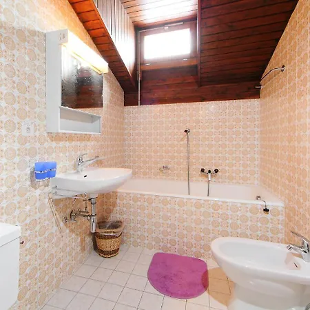 Mirador Apartman *